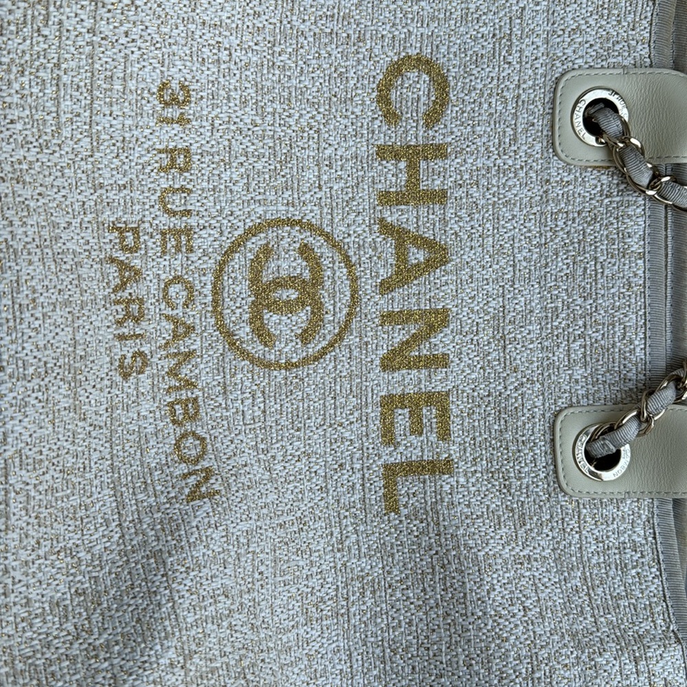 Chanel Deauville Large Cream and gold Tote - Picture 2 of 4